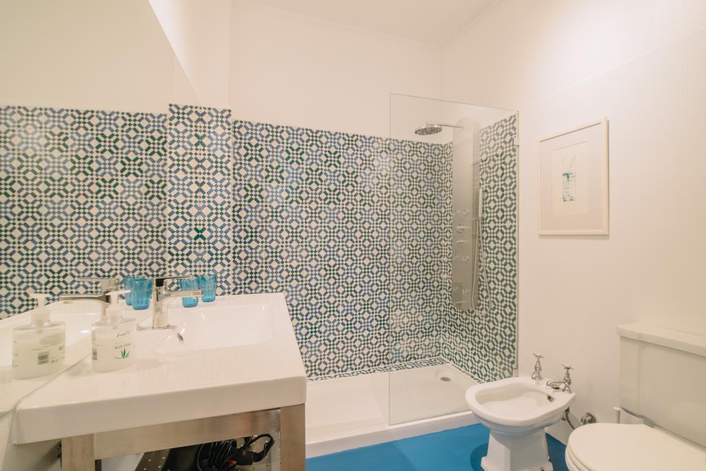 דירות ליסבון Camoes Deluxe Bairro Alto מראה חיצוני תמונה